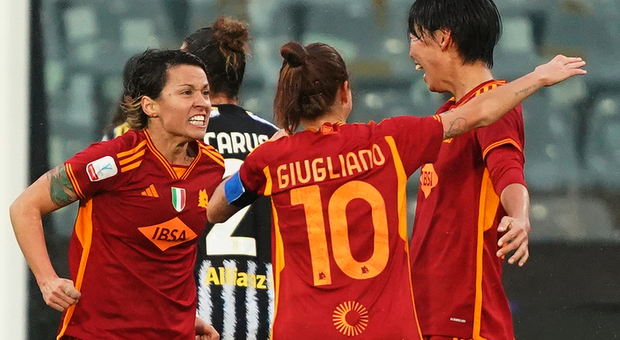 La Roma femminile batte 2-1 l'Inter: decide Troelsgaard all'89'. Il secondo scudetto di fila è sempre più vicino