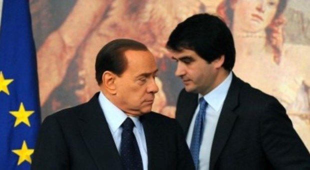 Fitto: «Non riconosciamo vertici ufficio di presidenza FI». Berlusconi: «Sono rammaricato»