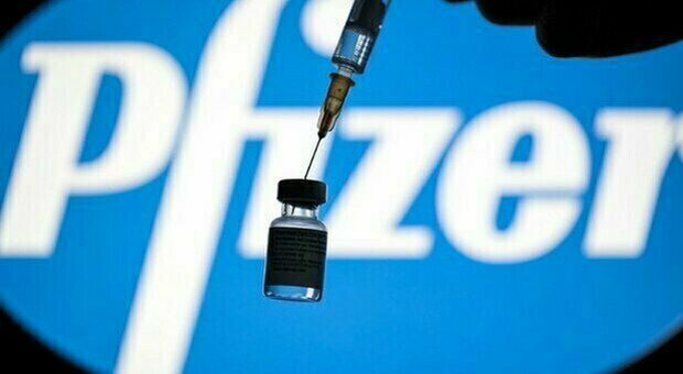 Pfizer annuncia due nuovi siti produttivi in Germania: produrranno fino a 50 mln di dosi aggiuntive