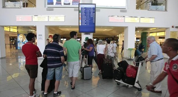 Trasporti. Sciopero Handlers: 12 voli cancellati all'aeroporto di Capodichino