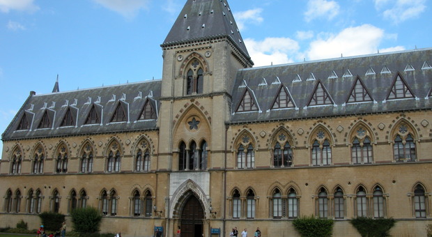 Oxford, l'università apre anche agli studenti con voti più bassi