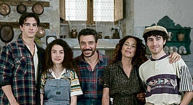 Puglia (ancora) protagonista in tv: ripartono le riprese della fiction Mediaset “Storia di una famiglia perbene”