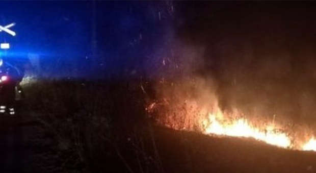 Grottammare, piromani fuori controllo: altri cinque incendi appiccati nella notte