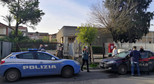 Ritrovati i fucili rubati durante un raid in una villa a San Prisco
