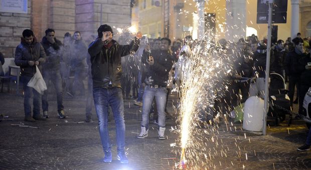 Ascoli, il sindaco non vieta i botti di Capodanno ma dà consigli