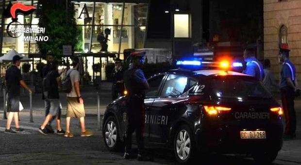 «Violentata da tre uomini ai Navigli di Milano», la denuncia di una turista inglese
