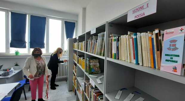 Sanità: apre una biblioteca con 1.200 libri in un ospedale a Molfetta