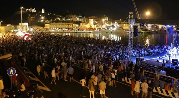 Ad Ancona c'è "Il Porto nel cuore" Una domenica di eventi e musica