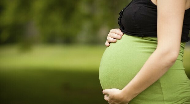 Mamma 38enne incinta al sesto mese si ammala di Covid e perde il bambino