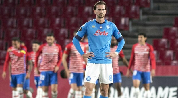Il Napoli affonda (anche) a Granada: 2-0 per gli andalusi, Europa a rischio