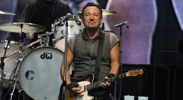 Springsteen, apoteosi rock a San Siro: quasi 4 ore di concerto. E il 16 luglio tocca a Roma