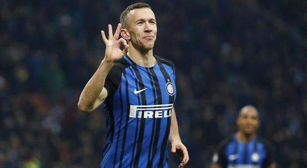 L'Inter si prende il primo posto: cinque gol e sorpasso al Napoli