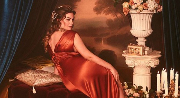 Vanessa Incontrada modella curvy per Dolce&Gabbana: le foto ispirate ai quadri del pittore Rubens