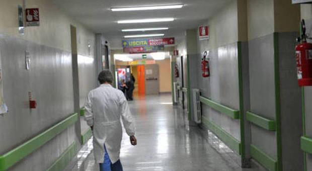 Allerta tubercolosi nel Cilento, 42enne ricoverato in isolamento
