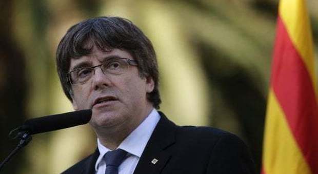 Catalogna, tensione alle stelle: arrestati due leader indipendentisti