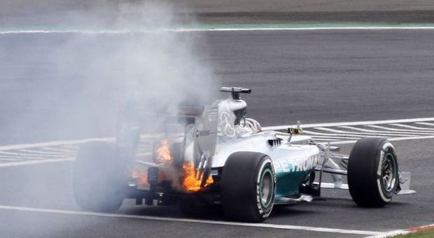 Nico Rosberg con la sua Mercedes all'Hungaroring