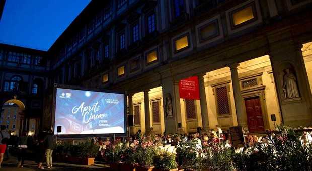Torna a Firenze dal 26 giugno “Apriti Cinema”, l'arena cinematografica all'interno degli Uffizi