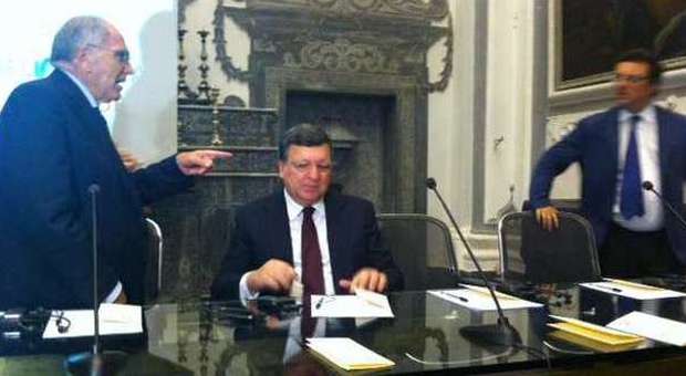 Barroso al Suor Orsola: «Bello essere nella culla dei valori europei». D'Alessandro: europa grande progetto