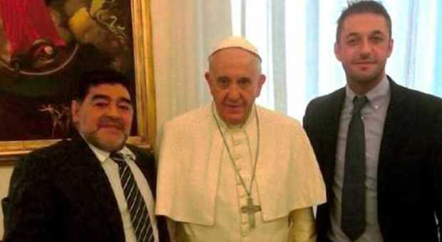 Maradona in visita dal Papa «Io primo sostenitore di Francesco»