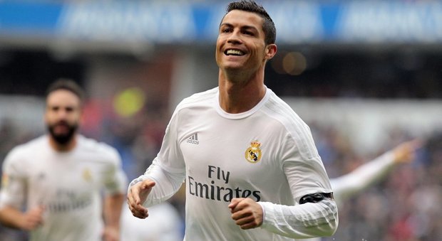 Cristiano Ronaldo gela Psg e Manchester City «Al Real fino a 41 anni»
