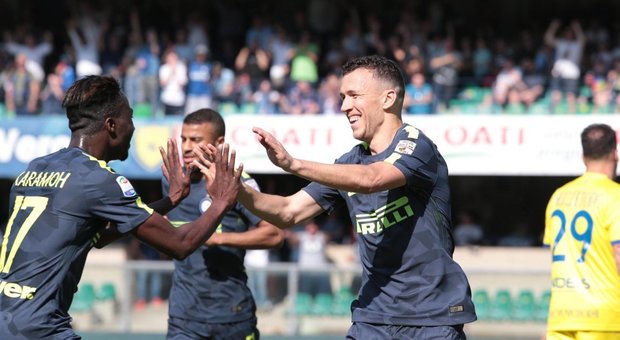 L'Inter non molla la Champions: vittoria a Verona, ma che sofferenza