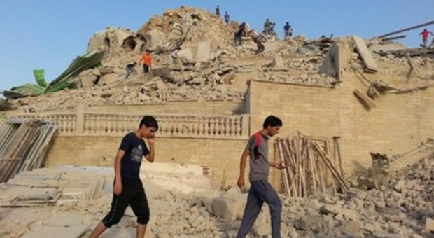 Iraq, gli islamisti distruggono il mausoleo di San Giorgio a Mosul