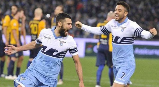 Lazio-Verona 2-0, sesta vittoria di fila Subito in gol Anderson, bis di Candreva