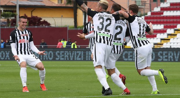 Ascoli raggiunto: 2-2 a Cittadella Tre minuti di black out addio vittoria