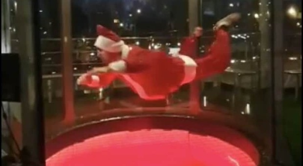 Babbo Natale vola su Roma con Fly X