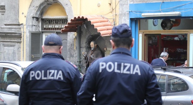 Napoli, sei bossoli a Porta San Gennaro: stesa di camorra o colpi esplosi in aria?