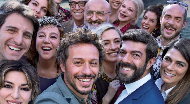 Stasera in tv, oggi 6 giugno su Rai 1 «A casa tutti bene»: il film di Muccino con un cast stellare