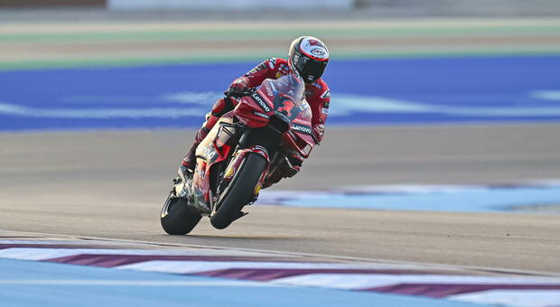 MotoGP Qatar, le pagelle: Di Giannantonio furioso, Bagnaia arrembante. Martin sofferente