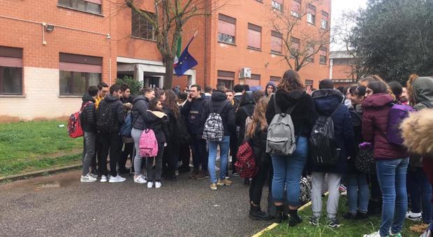 immagine Coronavirus, un caso a Pomezia: chiuso il liceo Pascal