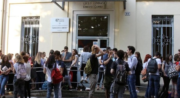 Maturità, i liceali del Cairoli a Pavia chiedono un'ora in più per studiare Costituzione