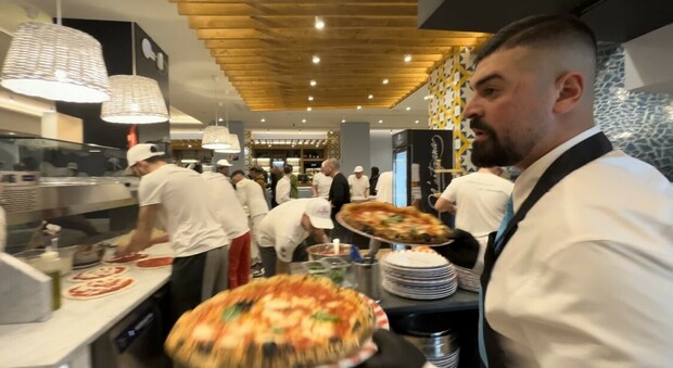 La nuova pizzeria di Errico Porzio sul lungomare di Napoli
