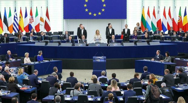 Patto, la strategia dietro l’astensione italiana al Parlamento Ue: «Modifiche con la nuova Commissione»