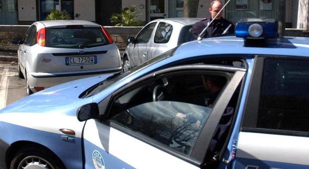 Roma, Fidene, sorpreso con coca e marijuana in auto: arrestato pusher