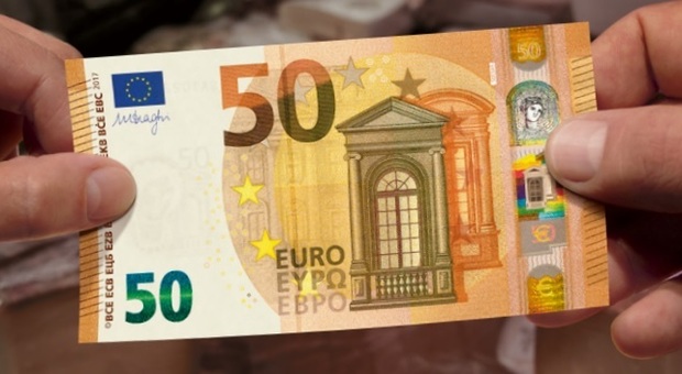 La banconota da 50 euro sparisce: occhio alla truffa al bancone del bar