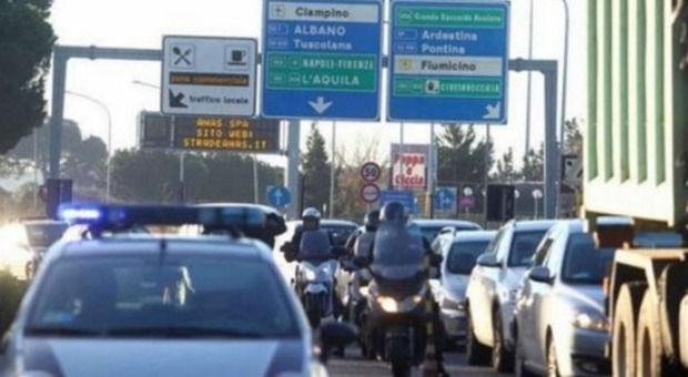 Da nord a sud, 4 incidenti con feriti traffico in tilt a Roma: code sul Gra