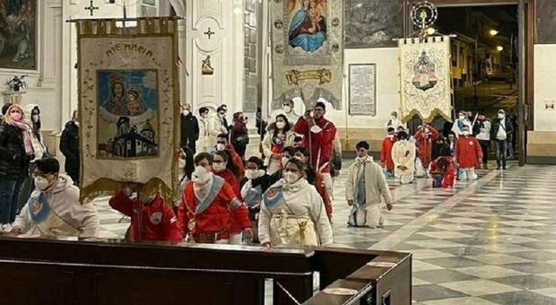 Pasquetta a Madonna dell'Arco, dopo due anni tornano i fujenti