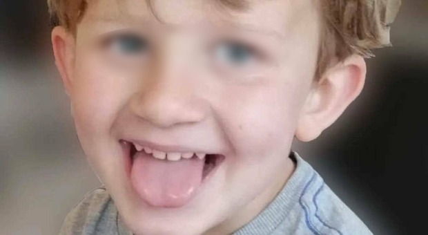 Bambino di 4 anni ucciso da un ictus, il papà di Evan: «Perché è successo a noi? Non trovo risposta»