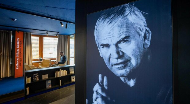 Milan Kundera, morto lo scrittore ceco autore de "L'insostenibile leggerezza dell'essere"