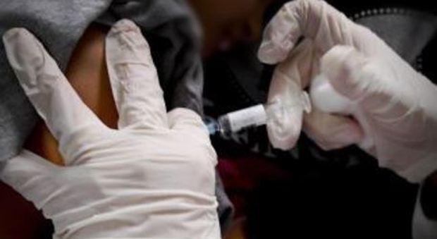 Vaccinato per la pertosse contrae la malattia: ricoverato a Rovigo