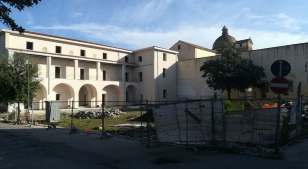 Aversa, Palazzo De Rebursa vandalizzato per la seconda volta