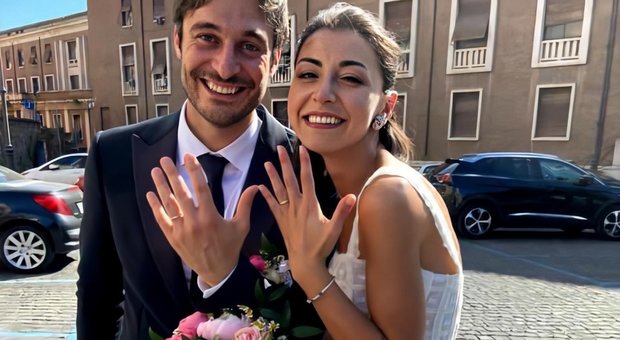 Lino Guanciale si è sposato: matrimonio fra pochi intimi con la compagnia Antonella Liuzzi
