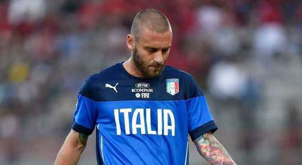 De Rossi: "Mondiali, penso positivo. Rispetto per Ciro Esposito, Milan ingiusto con Maldini"