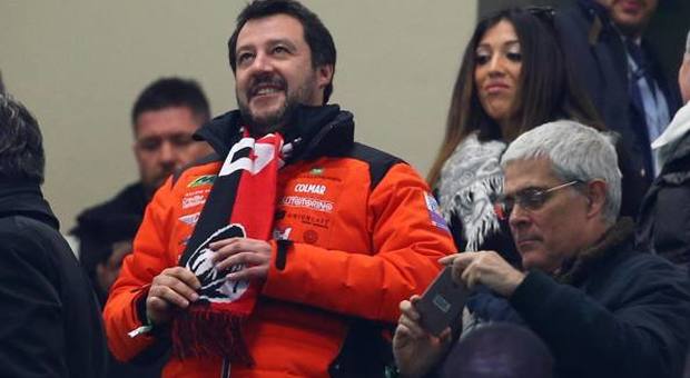 «L'apertura di De Laurentiis a Salvini? Non mischiare calcio e politica»