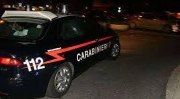 I carabinieri hanno restituito a un imprenditore di Porto Recanati il portafoglio perso in corso Amendola e ritrovato da un impiegato