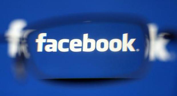 Facebook, il Guardian rivela le regole segrete: «Il social non riesce a controllare i contenuti»