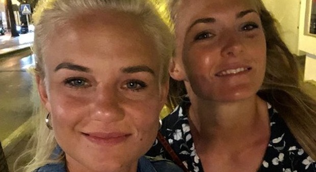 Magdalena Eriksson e Pernille Harder, avversarie innamorate: il loro bacio diventa il simbolo del Mondiale di calcio femminile